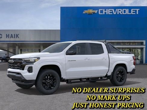 New 2026 Chevrolet Colorado Z71 w/ Midnight Edition AWD/4WD image 2