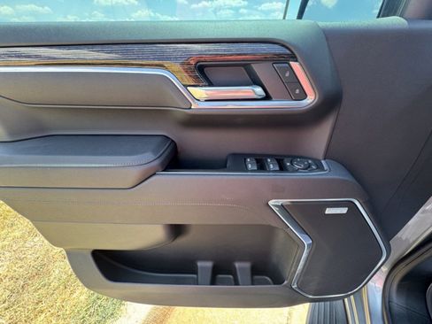 New 2025 GMC Sierra 1500 Elevation w/ Elevation Premium Package image 12
