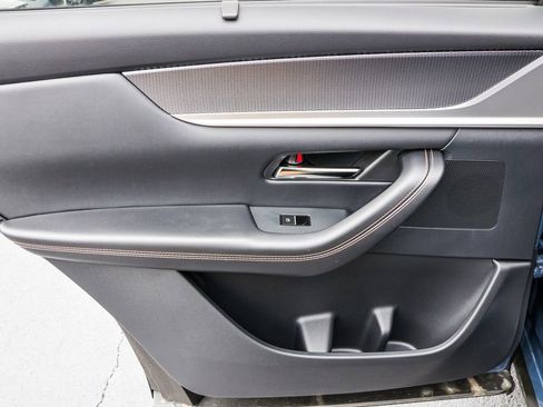 Used 2025 MAZDA CX-70 Plug-In Hybrid w/ Premium Plus image 31