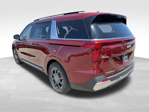 New 2026 Kia Carnival SX FWD image 5