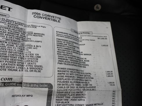 Used 2005 Chevrolet Corvette Convertible w/ Preferred Equipment Group RWD image 43