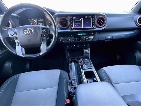 Used 2021 Toyota Tacoma TRD Sport image 14