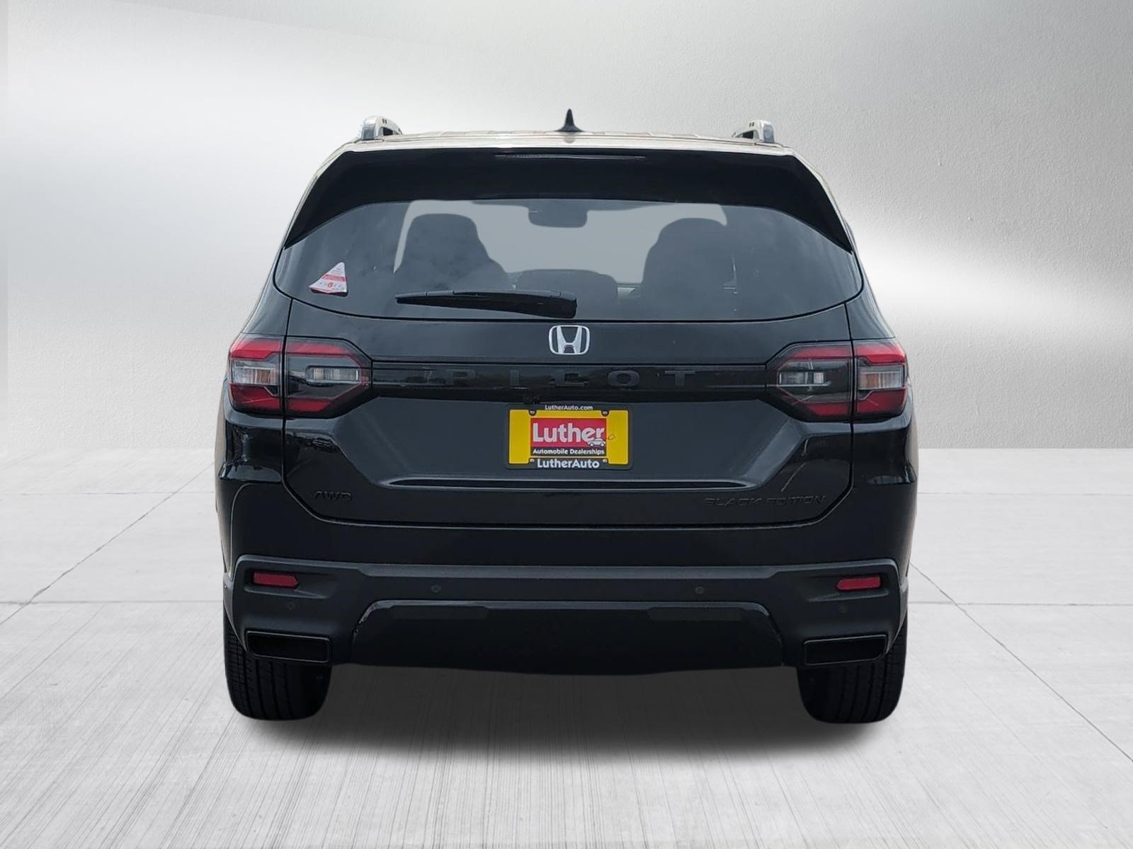 New 2026 Honda Pilot Black Edition image 6