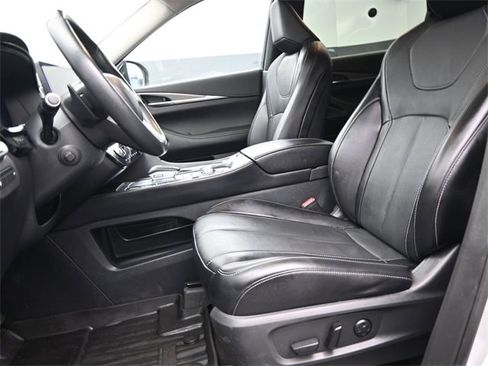 Used 2023 INFINITI QX60 Luxe image 11
