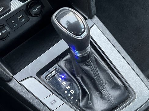 Used 2020 Hyundai Elantra SEL w/ Cargo Package (C1) image 27