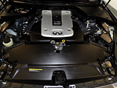 Used 2015 INFINITI Q50 Premium w/ Navigation Package AWD/4WD image 24