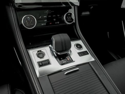 New 2026 Jaguar F-PACE R-Dynamic S image 15