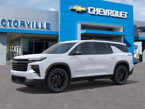 New 2026 Chevrolet Traverse LT w/ Midnight/Sport Edition FWD image 2