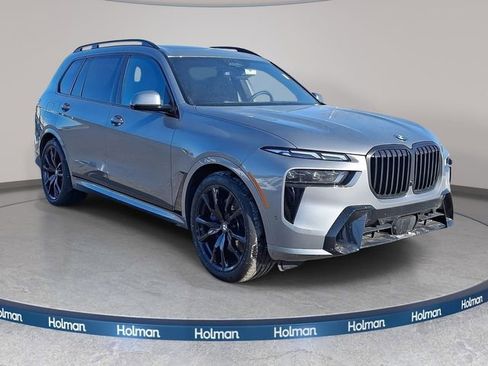 New 2026 BMW X7 xDrive40i image 3