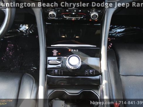 Used 2021 Jeep Grand Cherokee L Overland w/ Luxury Tech Group IV image 14