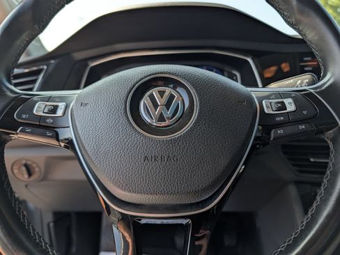 Used 2019 Volkswagen Jetta SEL Premium FWD image 26