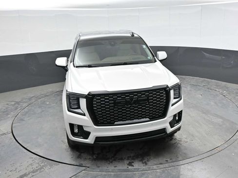 Used 2022 GMC Yukon Denali AWD/4WD image 17