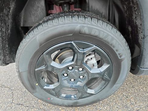 Used 2024 Jeep Compass Trailhawk image 34