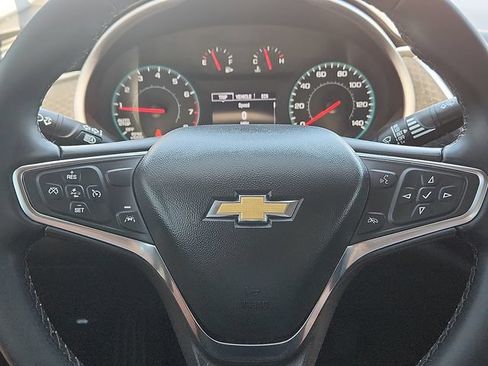 Used 2025 Chevrolet Malibu RS FWD image 24
