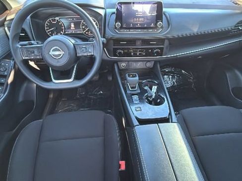 Certified 2023 Nissan Rogue S FWD image 26