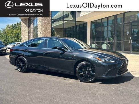 Used 2022 Lexus ES 300h F Sport w/ Accessory Package 2 FWD image 1