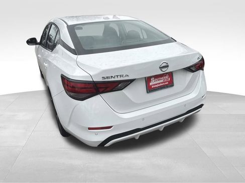 Used 2023 Nissan Sentra SV image 21
