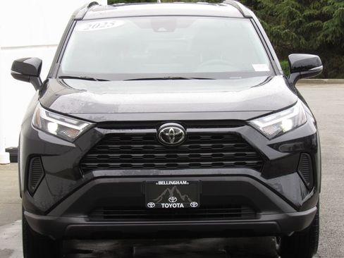 Used 2025 Toyota RAV4 XLE w/ Convenience Package AWD/4WD image 3