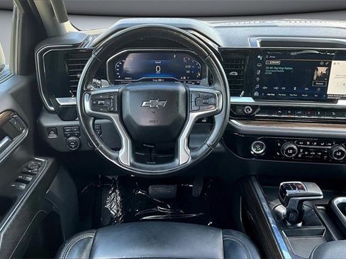 Used 2023 Chevrolet Silverado 1500 RST image 9