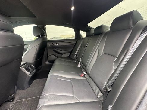 Used 2025 Honda Accord Sport image 8