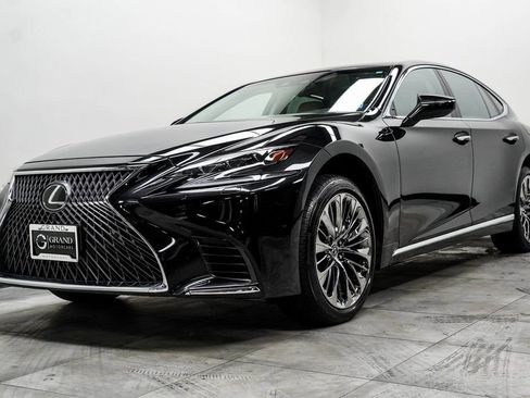 Used 2018 Lexus LS 500 AWD w/ Luxury Package image 5