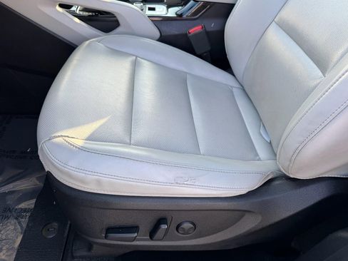 Used 2020 Kia Telluride S image 16