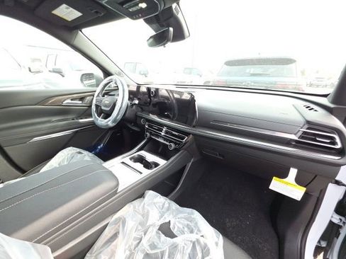 New 2026 Chevrolet Traverse High Country image 14