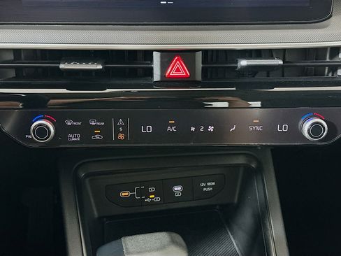 Used 2025 Kia K5 LXS image 24