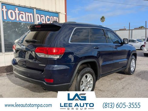 Used 2017 Jeep Grand Cherokee Laredo w/ Quick Order Package 2BE image 4