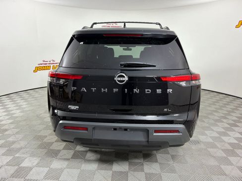 New 2026 Nissan Pathfinder SL FWD image 4