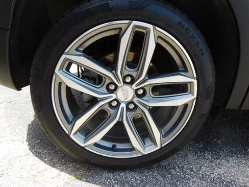 Used 2020 Cadillac XT4 Sport image 9