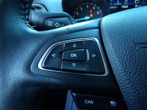 Used 2019 Ford Escape Titanium image 17