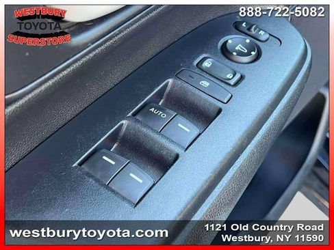 Used 2019 Honda CR-V LX image 18