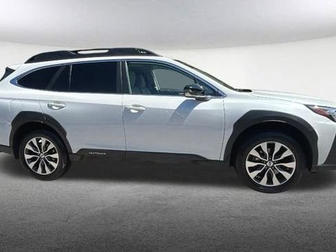 Certified 2023 Subaru Outback Limited AWD/4WD image 16