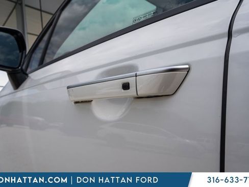 Used 2022 Kia Carnival SX FWD image 37