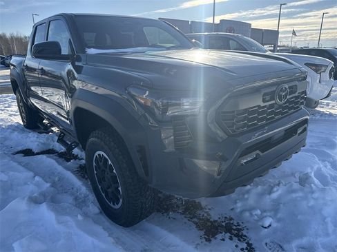 New 2026 Toyota Tacoma TRD Off-Road image 2