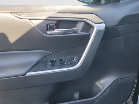 Used 2024 Toyota RAV4 XLE w/ Convenience Package image 16