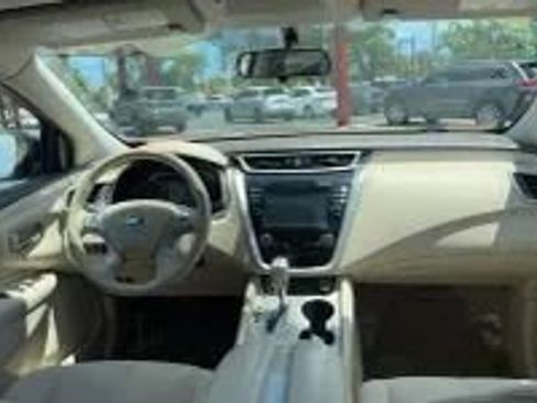 Used 2015 Nissan Murano SV image 16