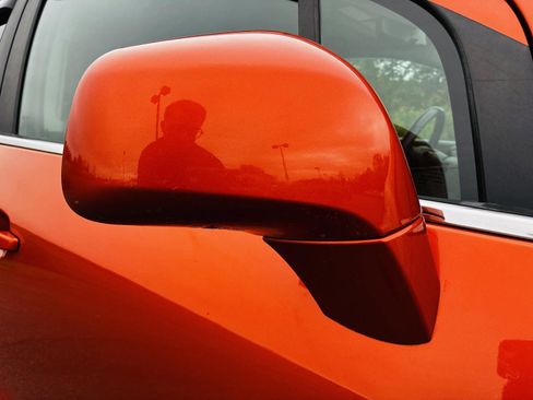 Used 2015 Chevrolet Trax LT w/ LT Sun and Sound Package image 18