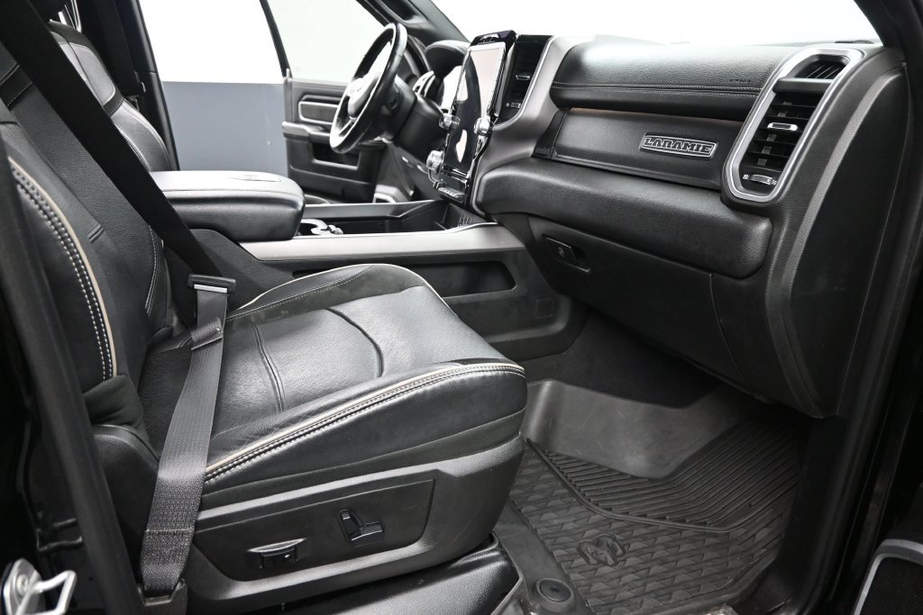Used 2020 RAM 2500 Laramie w/ Night Edition AWD/4WD image 29