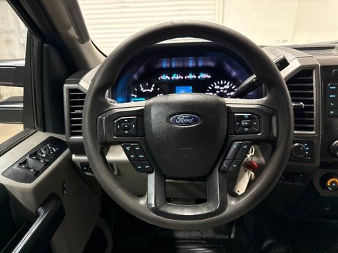Used 2022 Ford F250 XL w/ Power Equipment Group AWD/4WD image 16