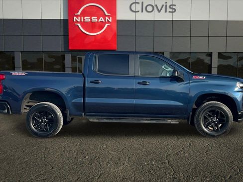 Used 2020 Chevrolet Silverado 1500 LT Trail Boss image 9