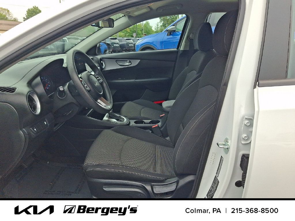 Certified 2023 Kia Forte LXS FWD image 16