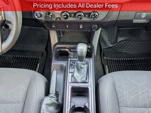 Used 2017 Toyota Tacoma TRD Sport w/ Tow Package RWD image 20