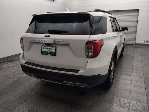 Used 2022 Ford Explorer XLT w/ Equipment Group 202A RWD image 7