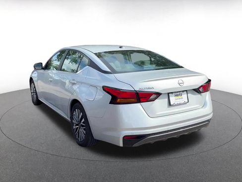 Used 2026 Nissan Altima 2.5 SV FWD image 10
