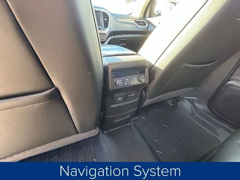 Used 2022 GMC Acadia Denali w/ Denali Ultimate Package image 21