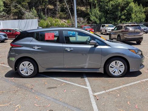 Certified 2023 Nissan Leaf S FWD image 4