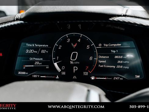 Used 2021 Chevrolet Corvette Stingray Coupe w/ 1LT RWD image 28
