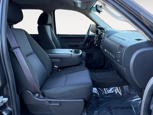 Used 2010 Chevrolet Silverado 1500 LT w/ Texas Edition RWD image 7